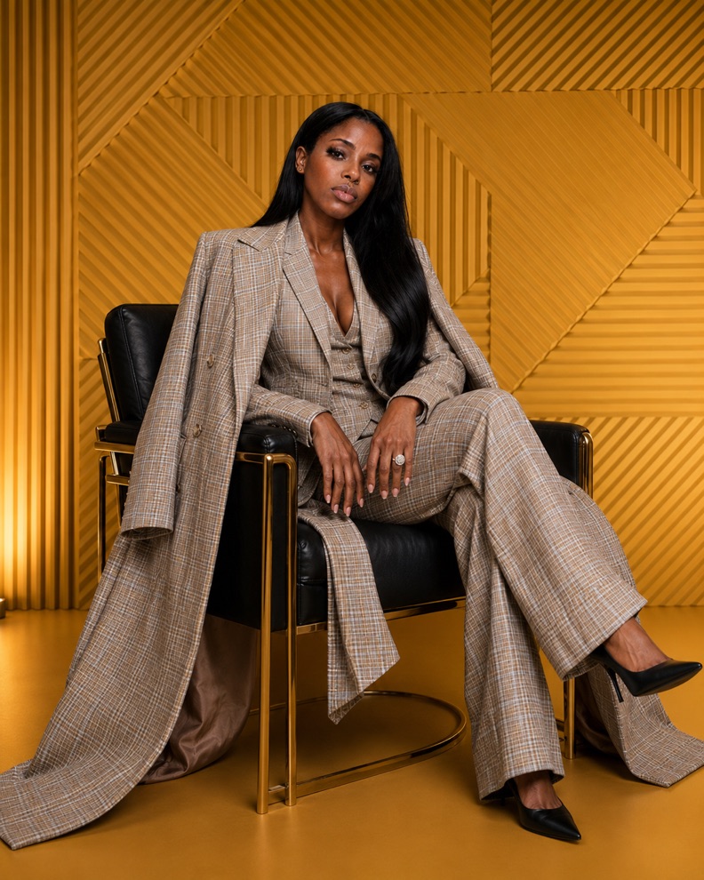 Camella Bisnott executive portrait 15